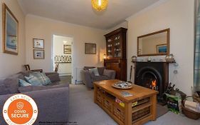 Original Crail Farmhouse - Perfect For The Cowshed